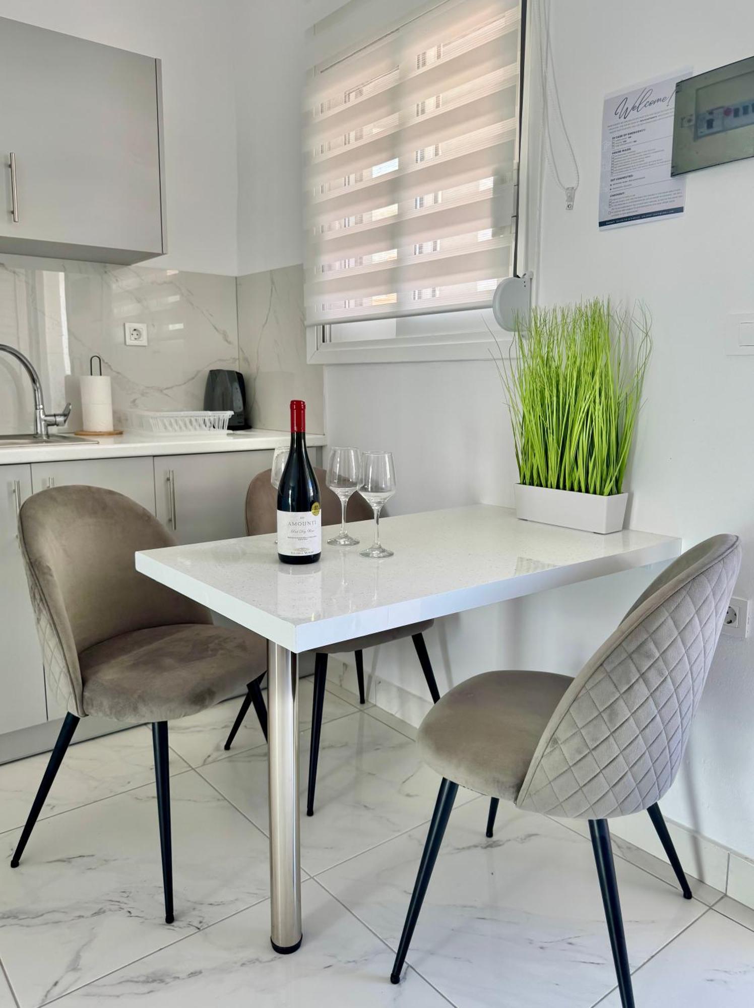 Zen Apartments 라가나스 외부 사진